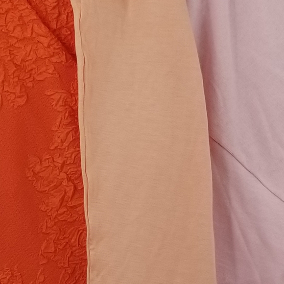 Beyond Yoga Crossroads Reversible Cropped Pullover - Picture 7 of 7